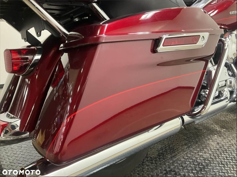 Harley-Davidson Touring Electra Glide - 14
