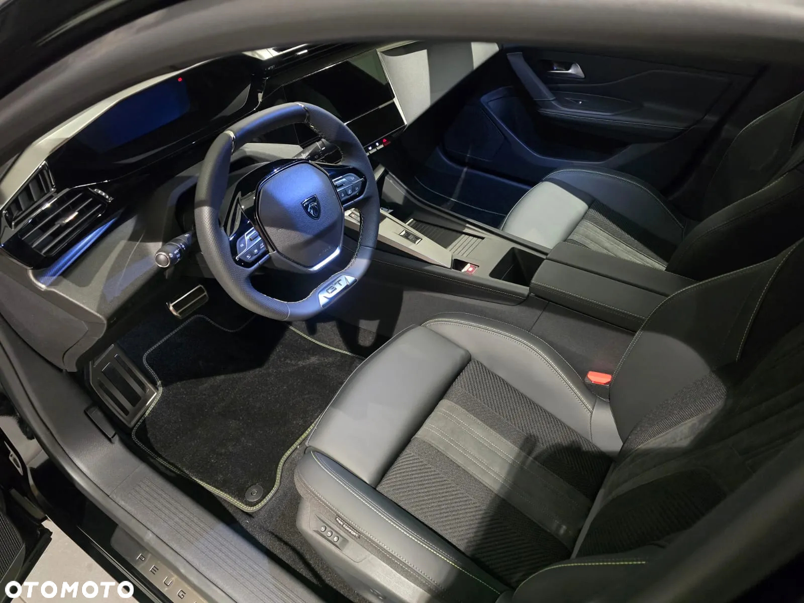 Peugeot 408 1.2 PureTech mHEV GT S&S e-DSC6 - 11