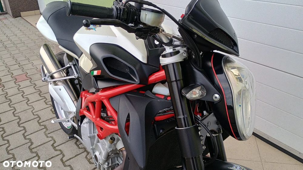 MV AGUSTA Brutale - 28