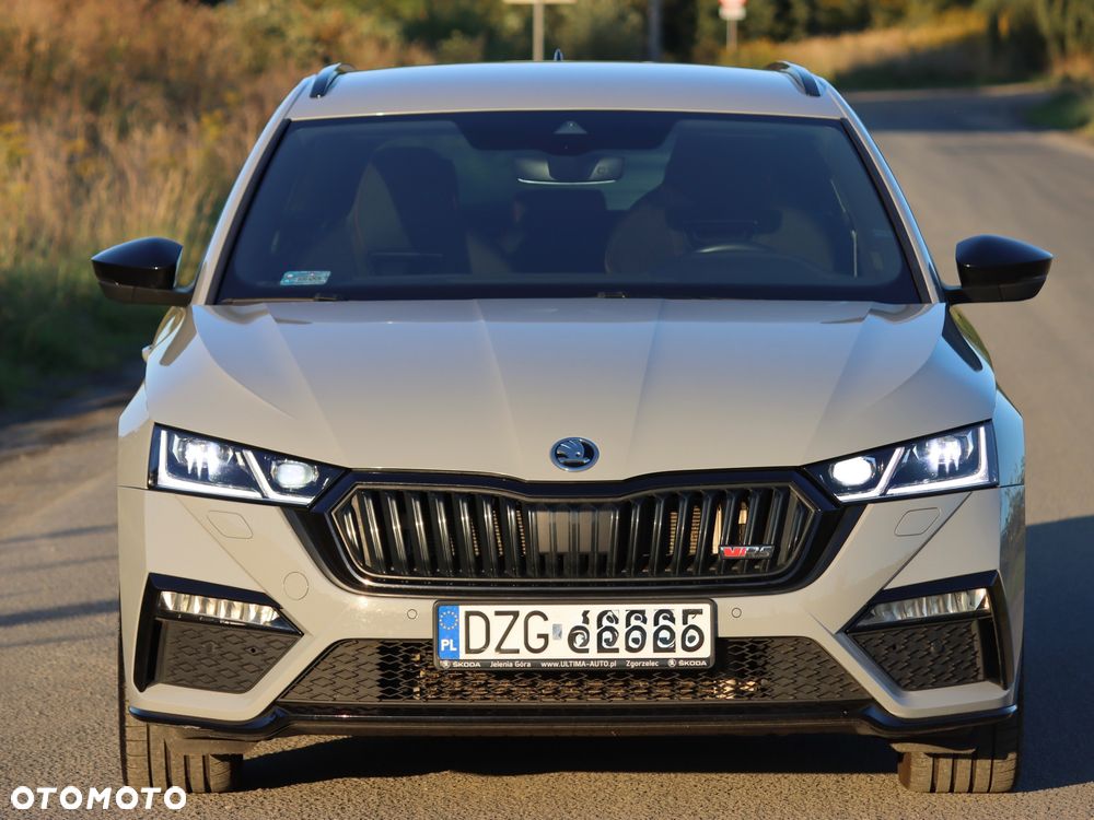 Skoda Octavia 2.0 TSI RS 245 DSG - 9