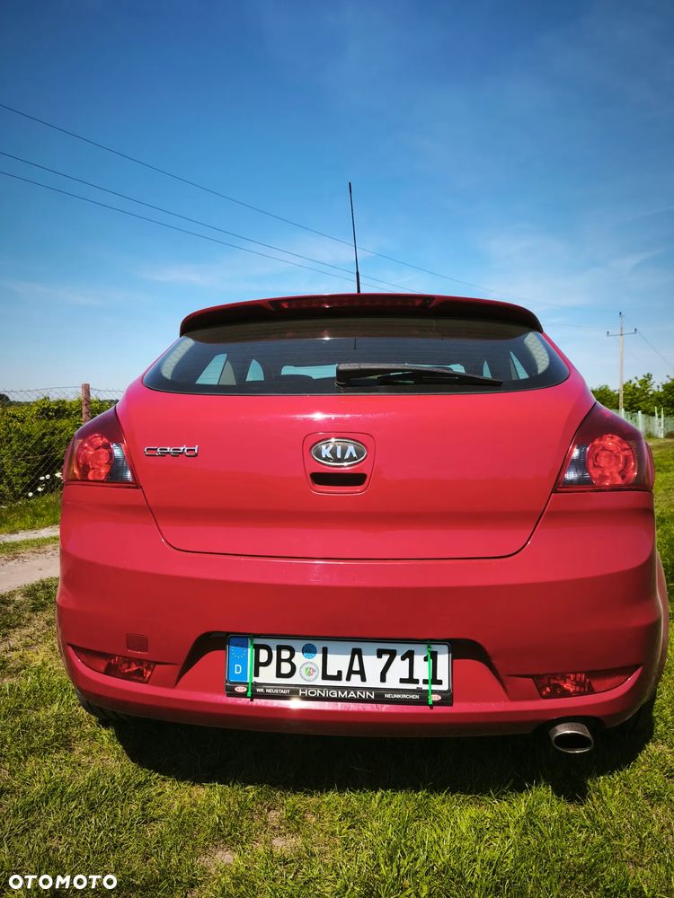 Kia ProCeed - 5
