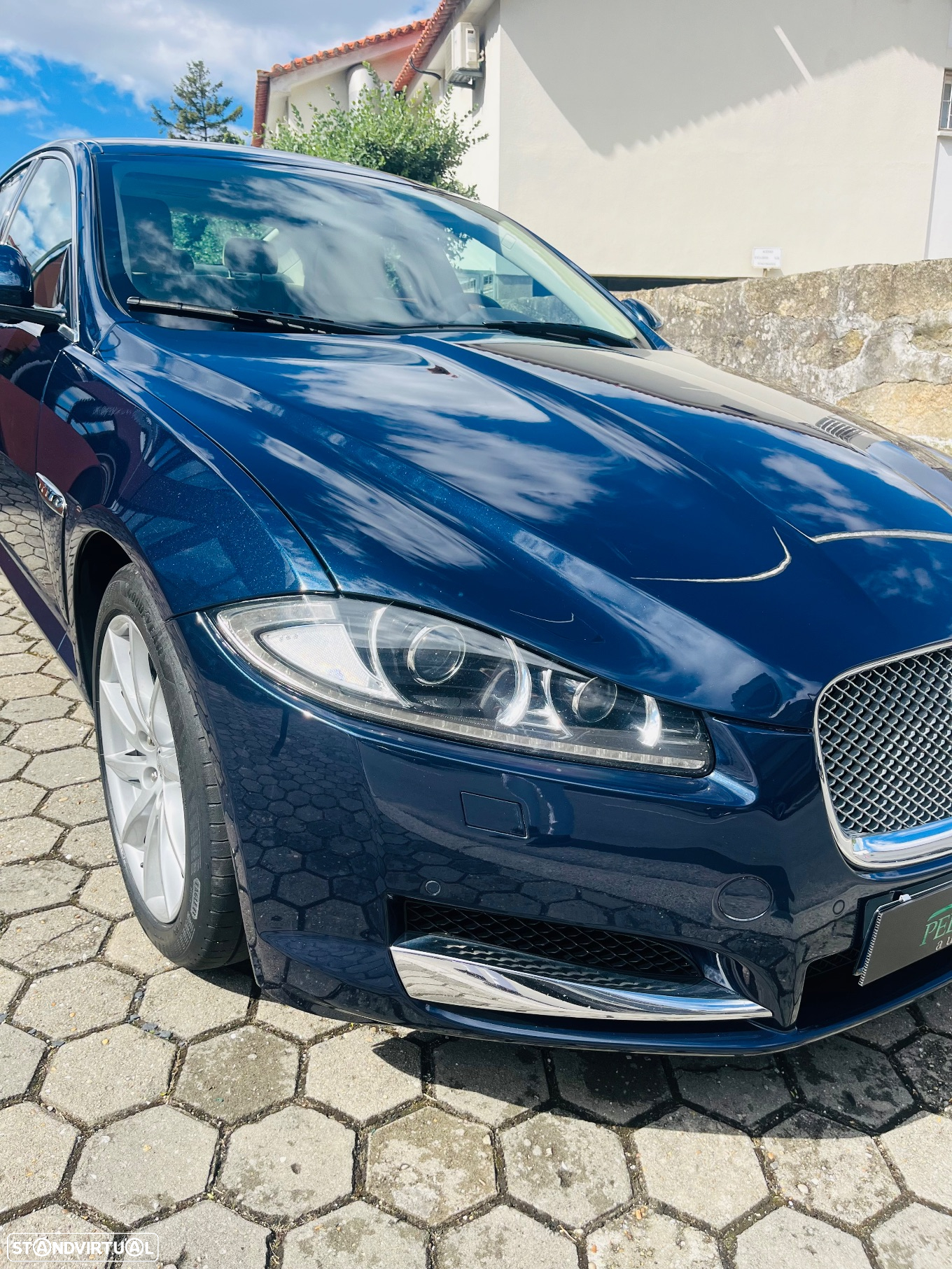 Jaguar XF 2.2 D Luxury - 3