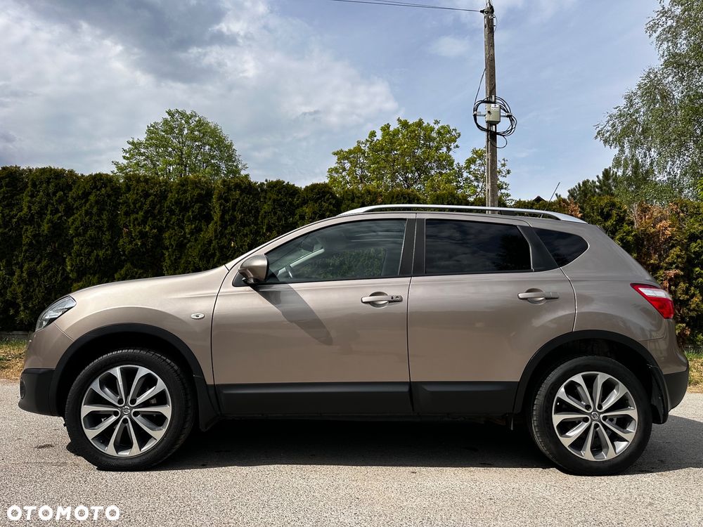 Nissan Qashqai 1.6 dCi 4 x 4 DPF Start/Stop tekna - 6