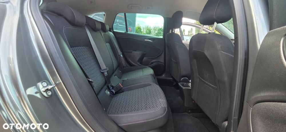 Opel Astra 1.4 Turbo Start/Stop Business - 31
