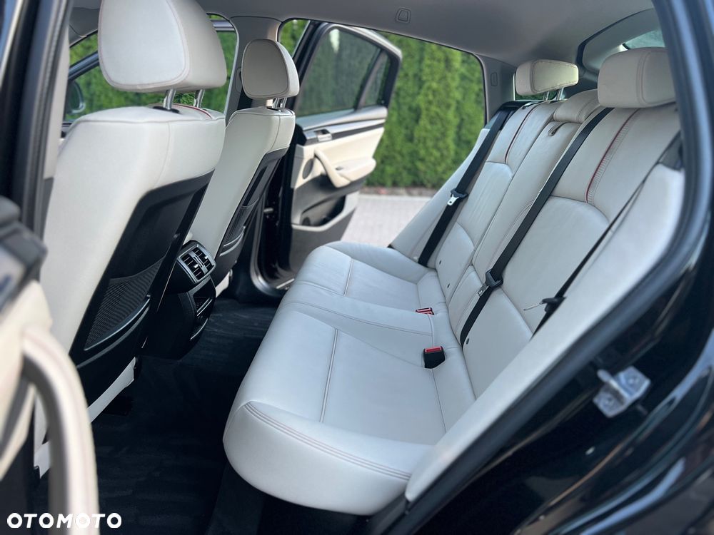 BMW X4 xDrive20d xLine - 28