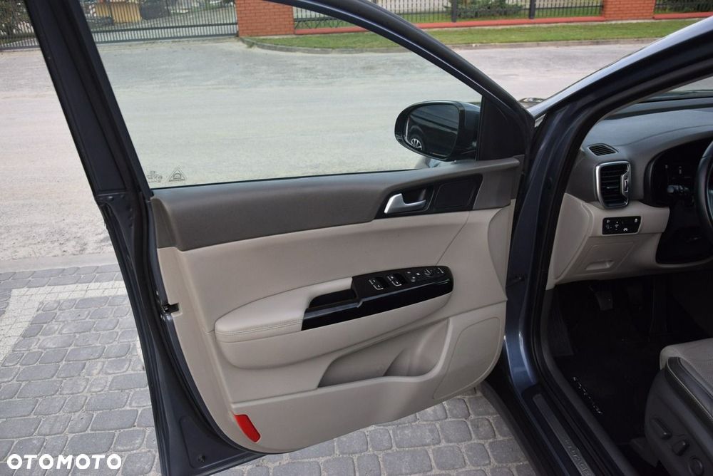 Kia Sportage 1.7 CRDI 2WD Edition 7 - 17