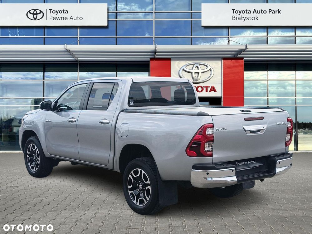 Toyota Hilux - 3