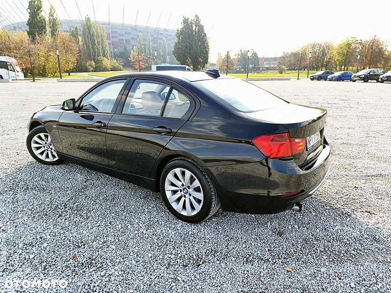 BMW Seria 3 320i Modern Line - 7