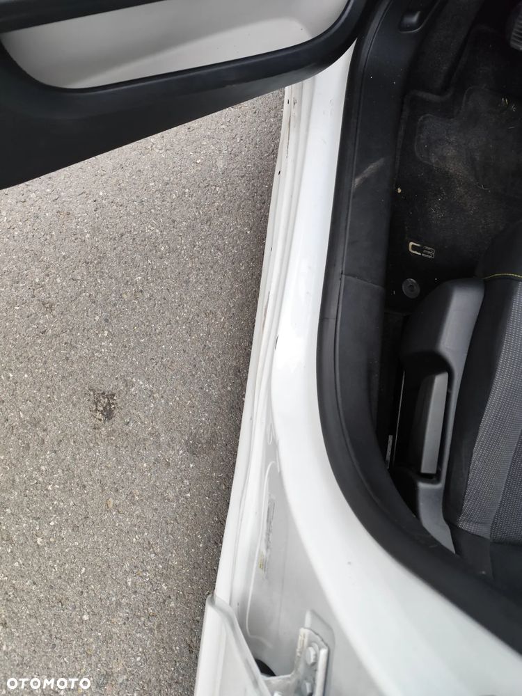 Citroën C3 1.2 PureTech GPF Shine - 18