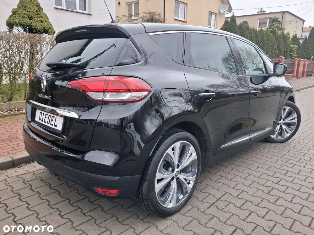 Renault Scenic BLUE dCi 120 BUSINESS EDITION - 32