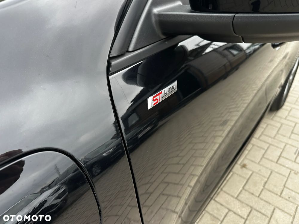 Ford Kuga - 33