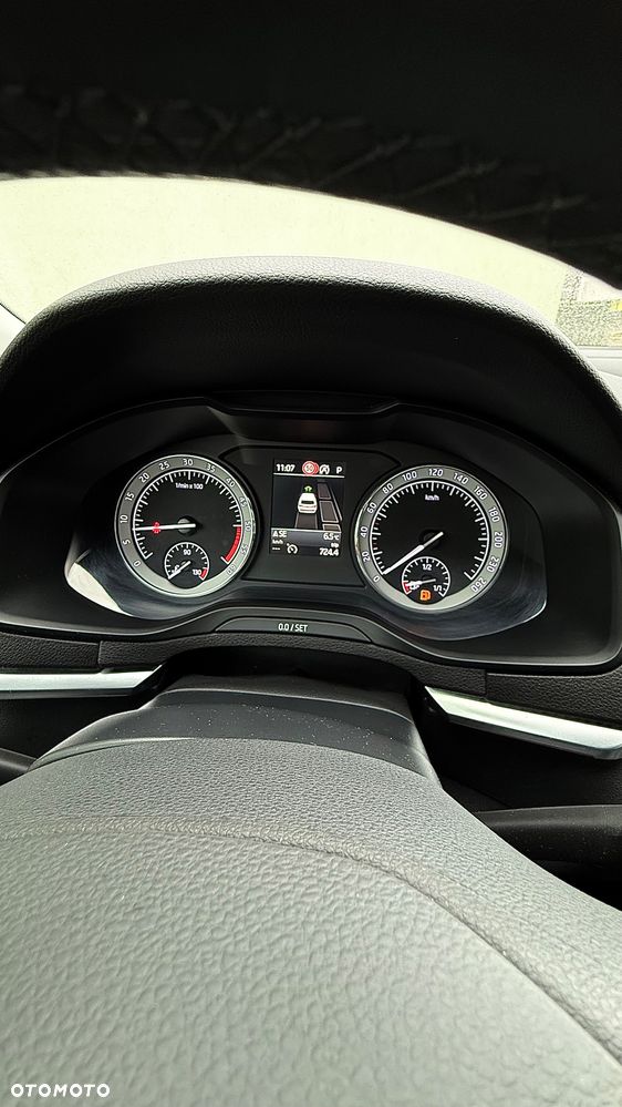 Skoda Karoq 2.0 TDI SCR 4x4 DSG Sportline - 36