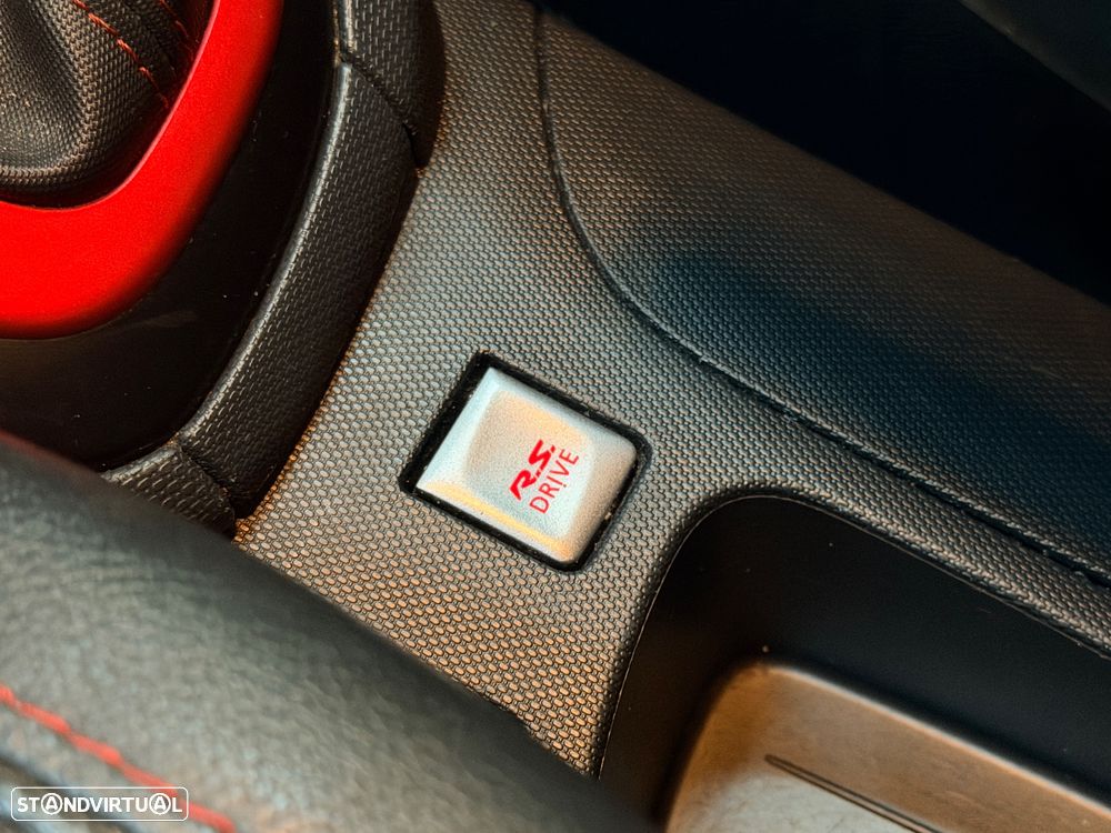 Renault Clio 1.6 Turbo R.S. EDC Sport - 8