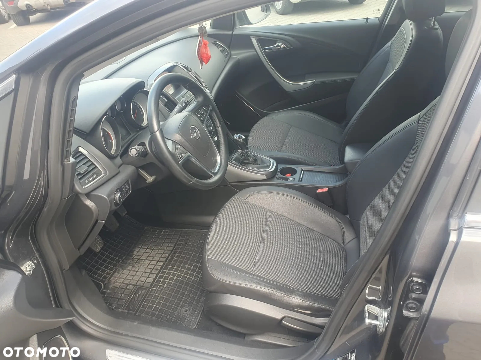 Opel Astra IV 1.7 CDTI Cosmo - 6