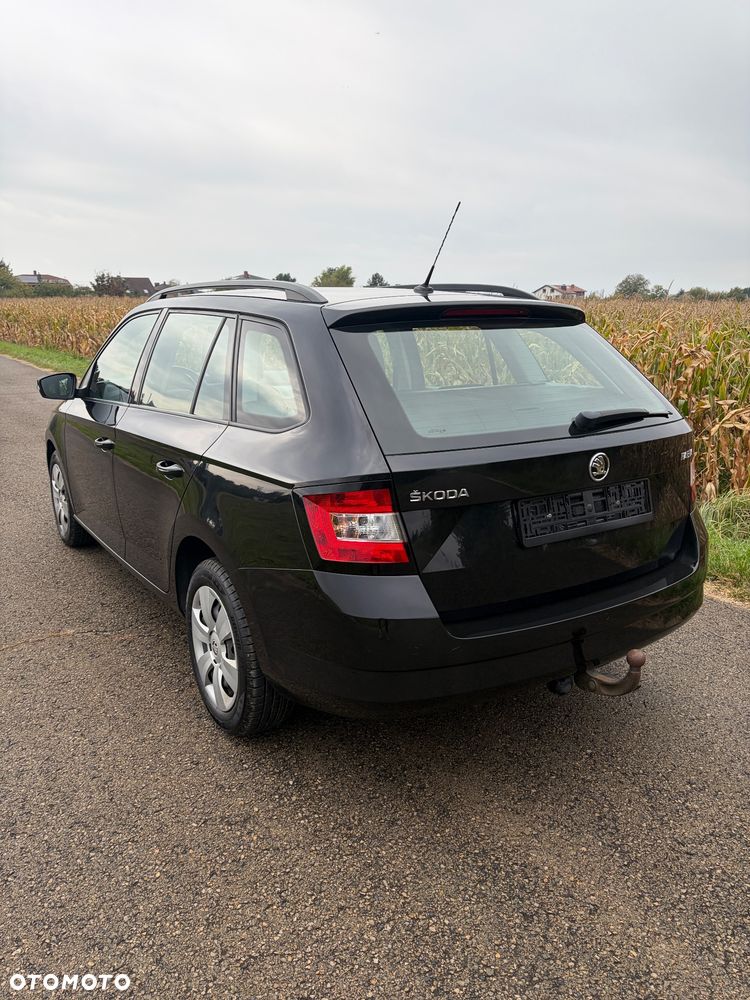 Skoda Fabia 1.0 TSI Ambition - 6