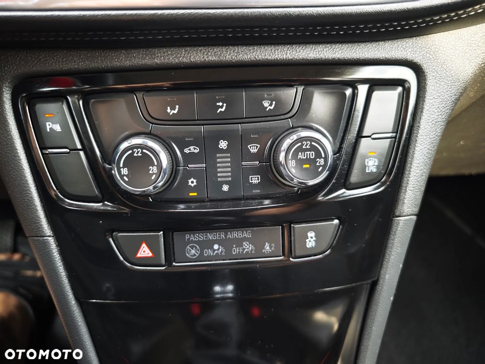 Opel Mokka X 1.4 ECOTEC Start/Stop Ultimate - 26