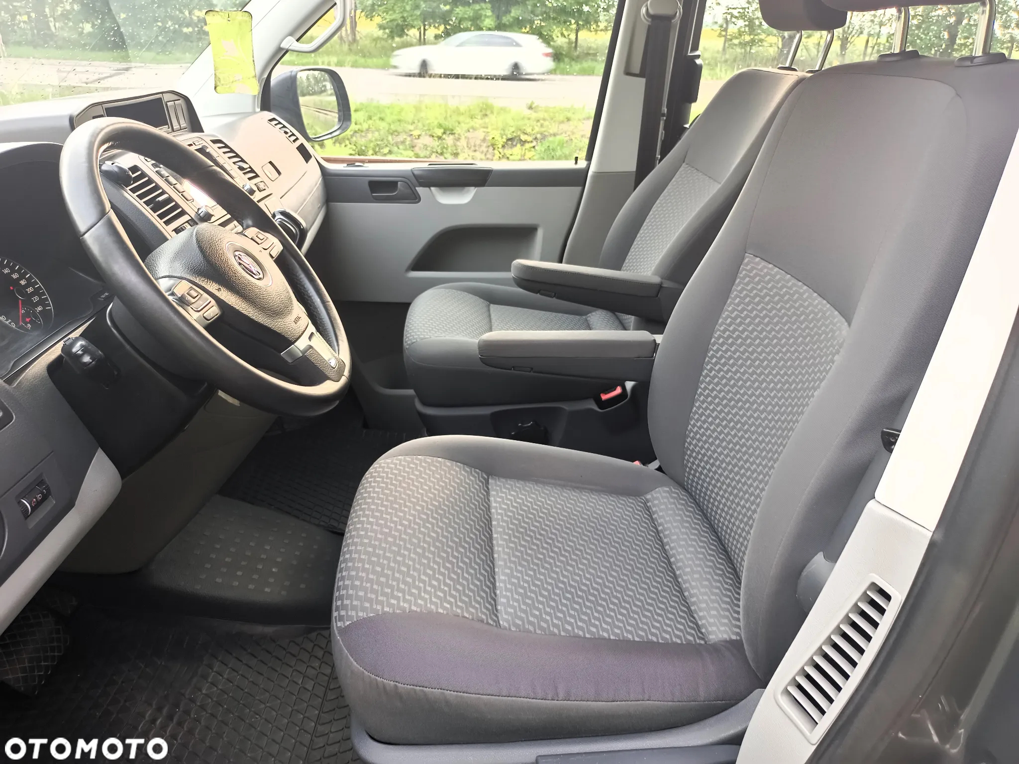 Volkswagen Transporter - 15