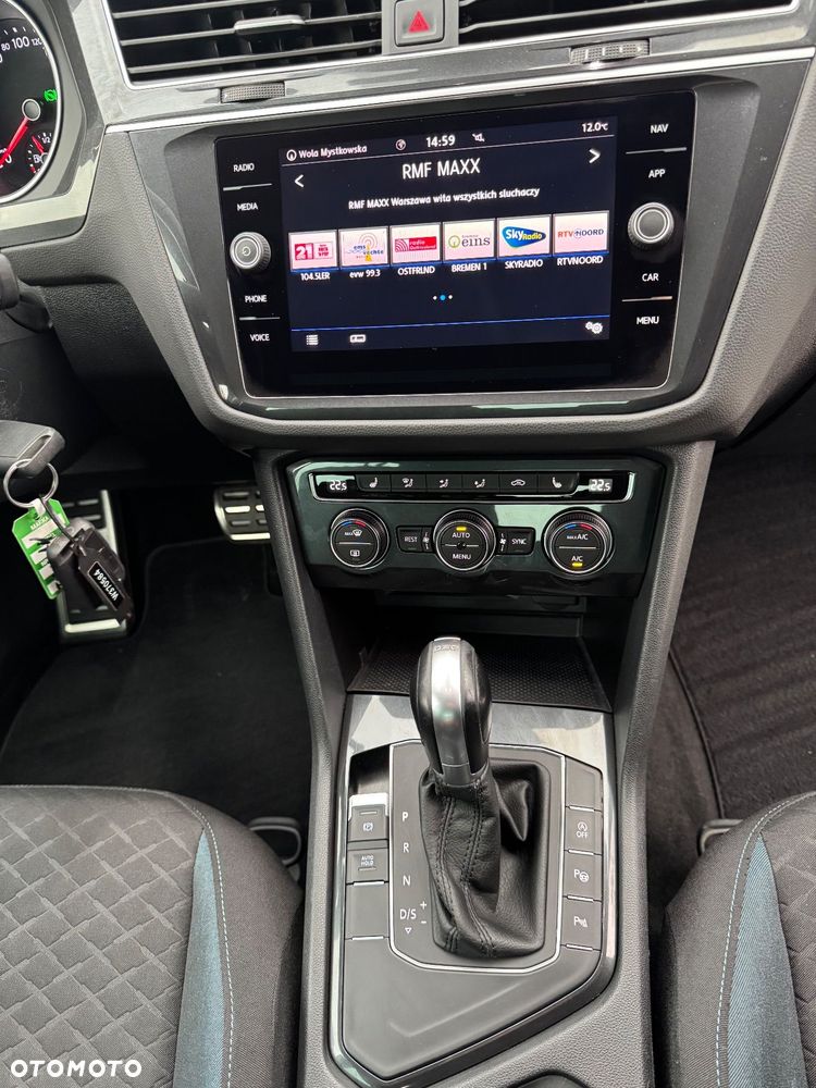 Volkswagen Tiguan 2.0 TDI SCR DSG IQ.DRIVE - 27