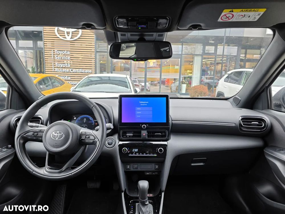 Toyota Yaris Cross 1.5 VVT-i HSD 4x2 Dynamic - 7