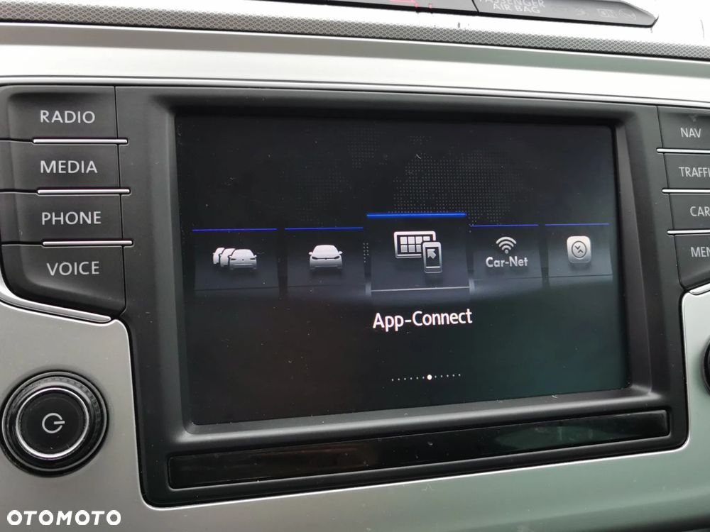 Volkswagen Passat 2.0 TDI BlueMotion Technology Highline - 27