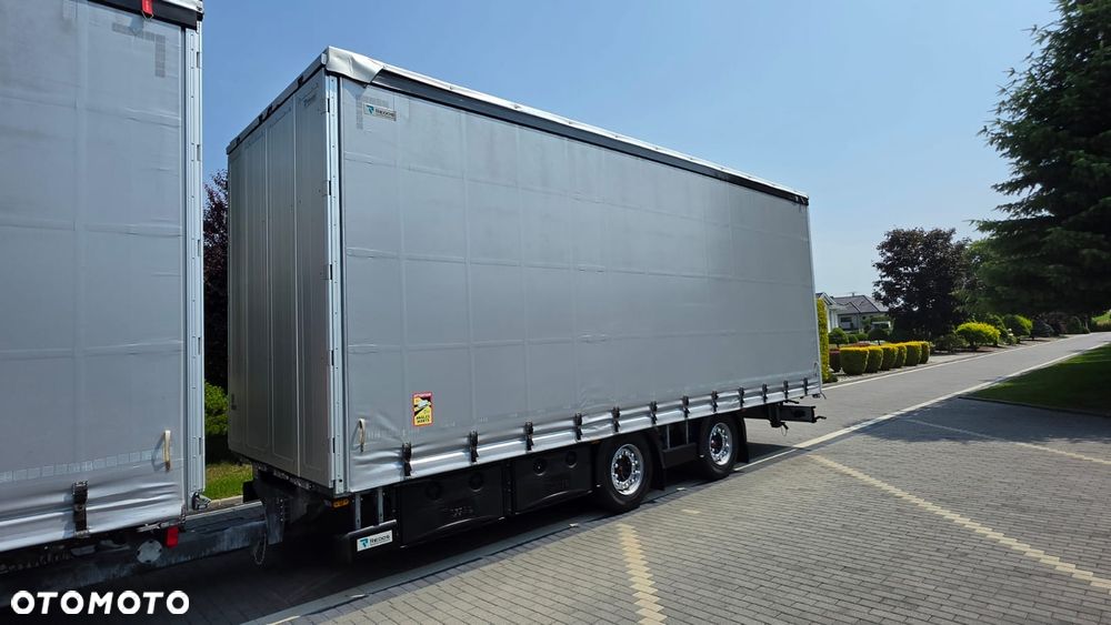 MAN ///TGX///18.430///2022///7.70+7.70 ///ZESTAW TANDEM///PRZEJAZDOWY/// 36000 KG///DACH PODNOSZONY/// FIRANKA///LEDY///STAN BARDZO DOBRY - 12