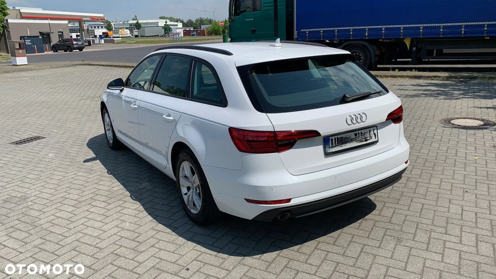 Audi A4 Avant - 6