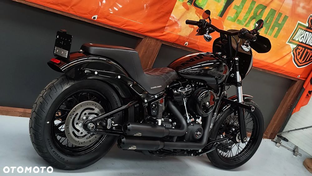Harley-Davidson Softail Street Bob - 3