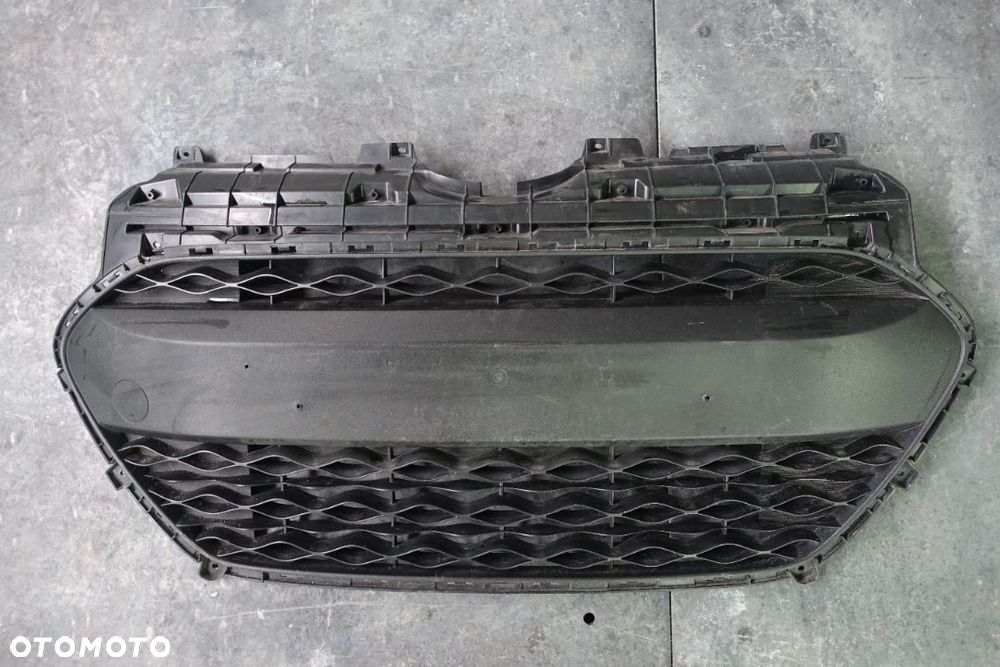 ATRAPA GRILL HYUNDAI i10 II 16r. - 1