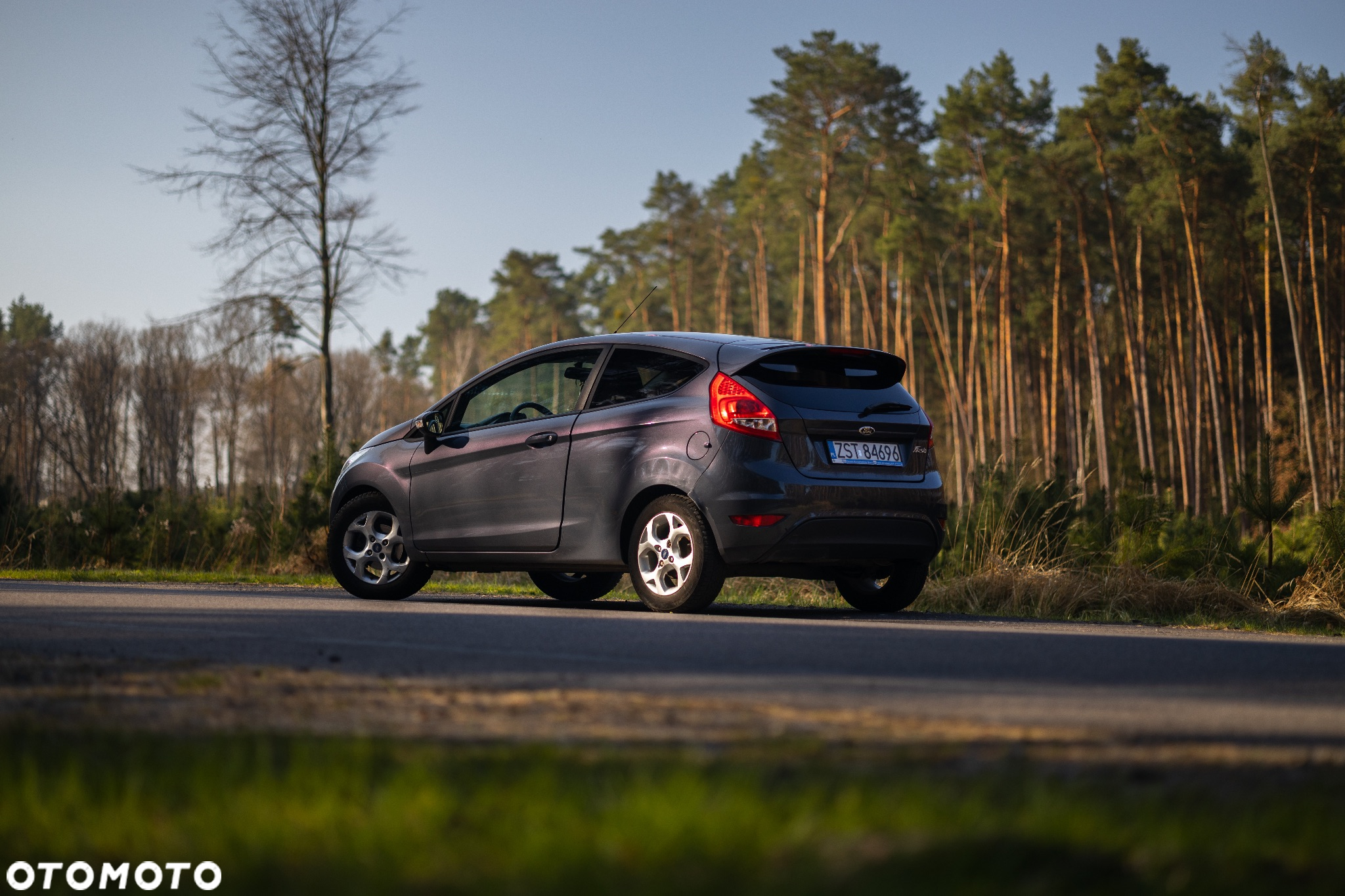 Ford Fiesta 1.4 TDCi Ambiente - 2