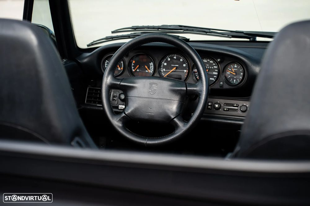 Porsche 911 (993) Cabriolet 3.6 Carrera 4 - 45