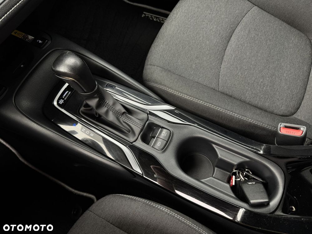 Toyota Corolla - 30