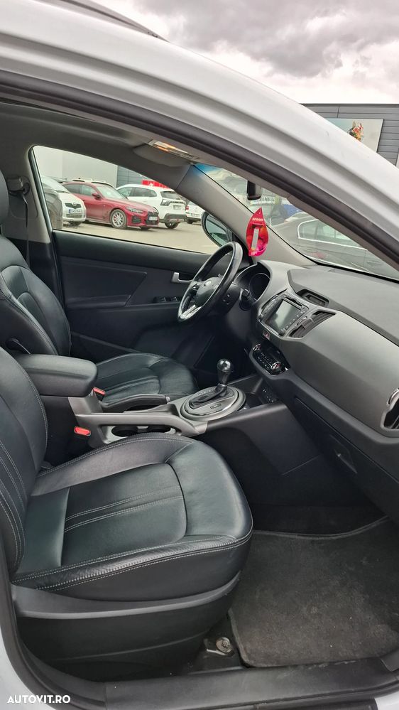 Kia Sportage 2,0 CRDI AWD Aut. Platinum - 9