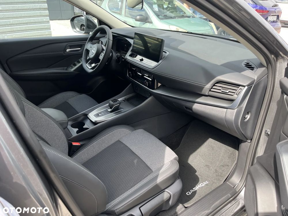 Nissan Qashqai 1.3 DIG-T MHEV N-Connecta Xtronic - 28