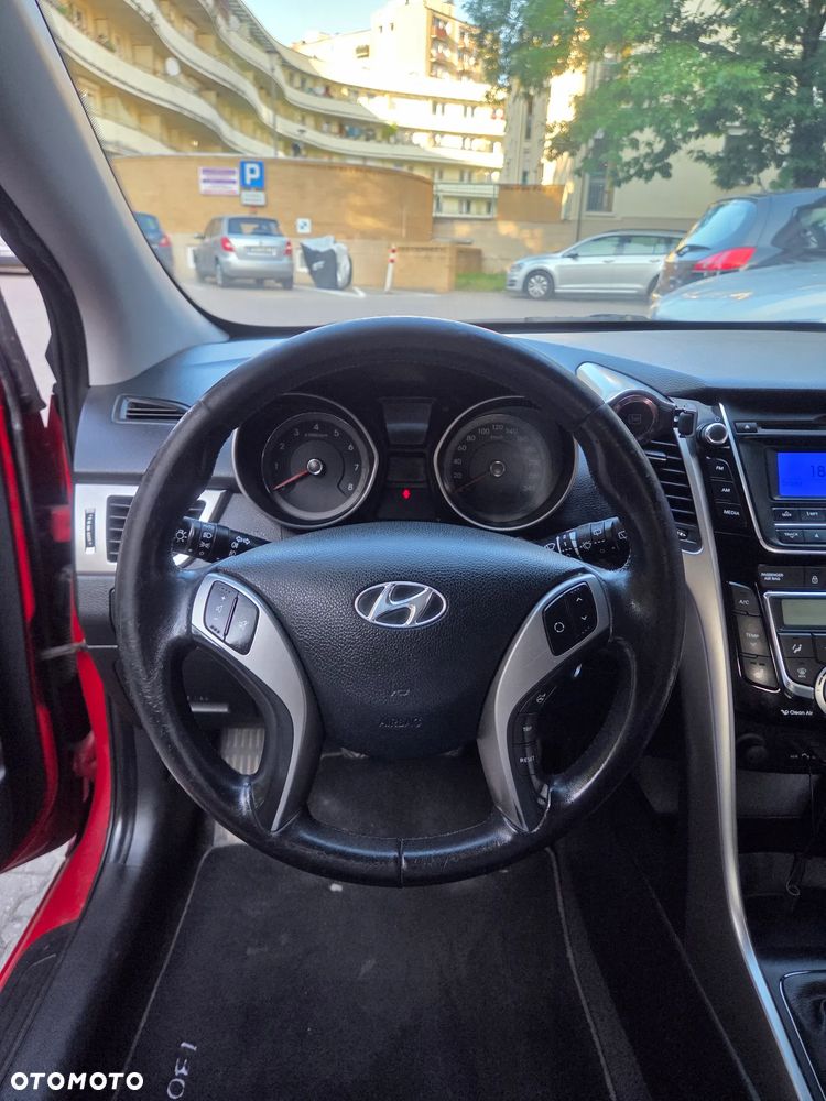 Hyundai i30 1.6 GDI Comfort - 8