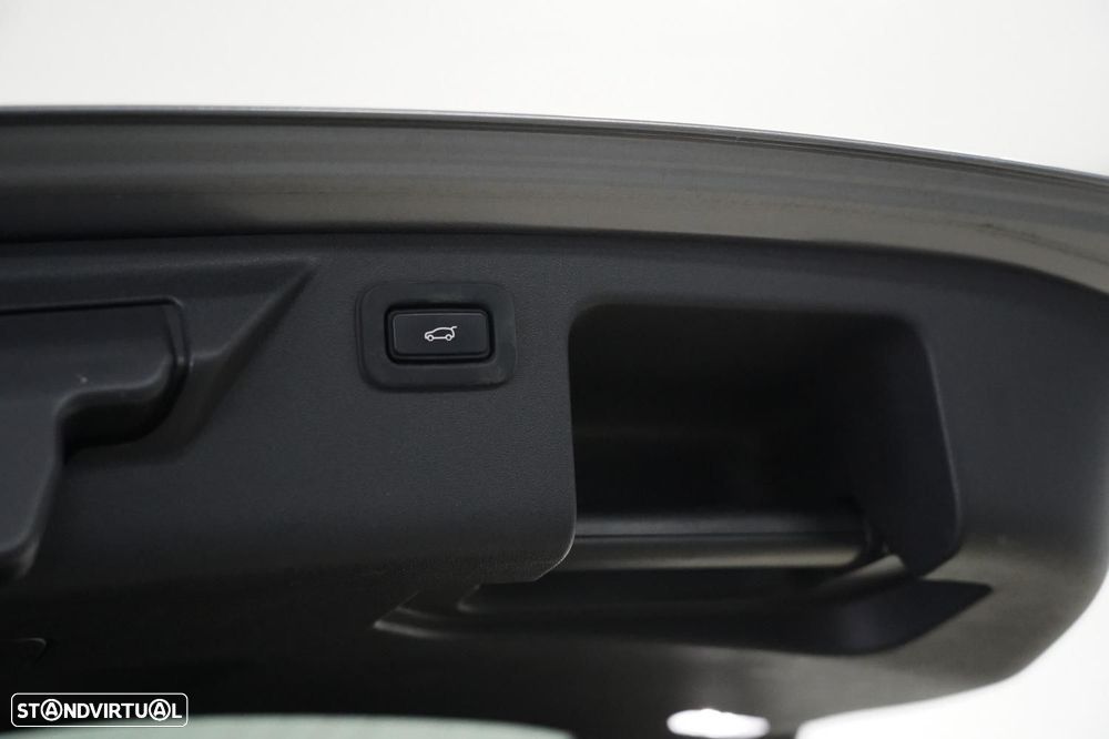 Land Rover Discovery Sport — fotografia 19