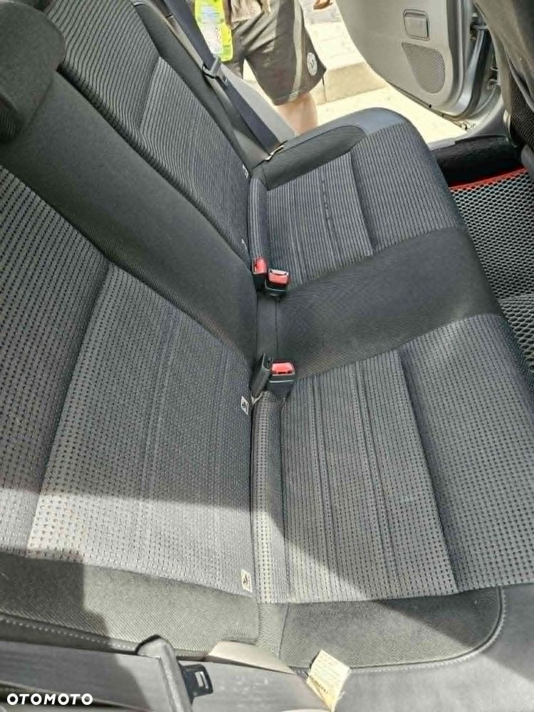 Subaru Forester - 30