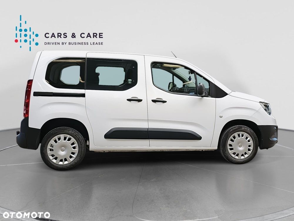 Opel Combo 1.5 DT Edition 102KM - 19