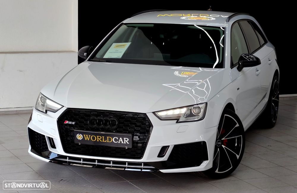 Audi A4 Avant 2.0 TDI S-line - 1