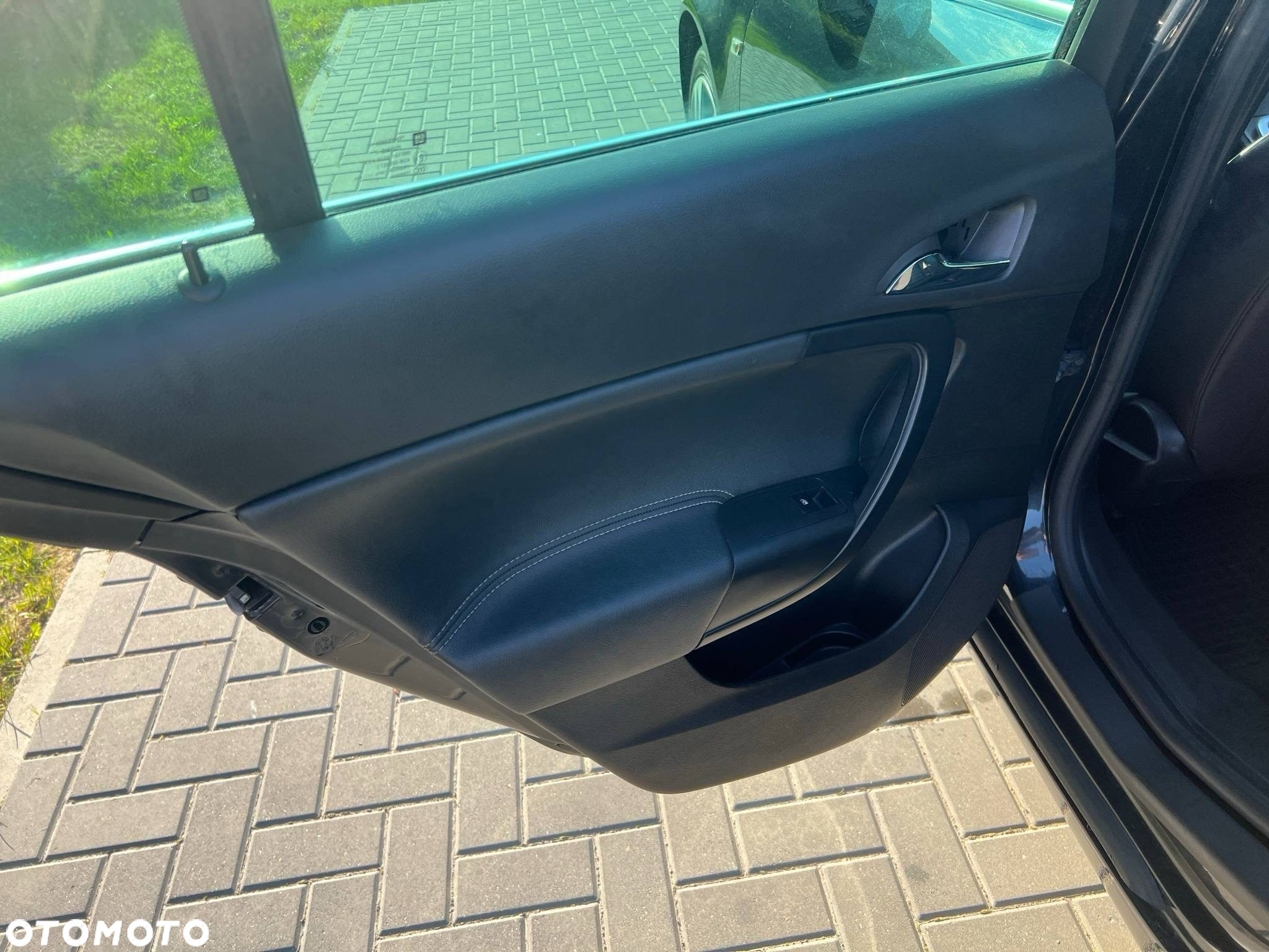 Opel Insignia 2.0 CDTI automatik Innovation - 14