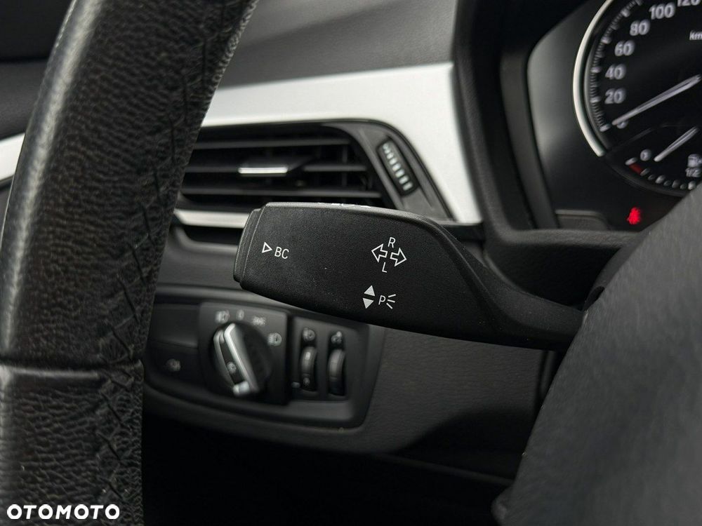 BMW X1 sDrive18i Business Edition - 21