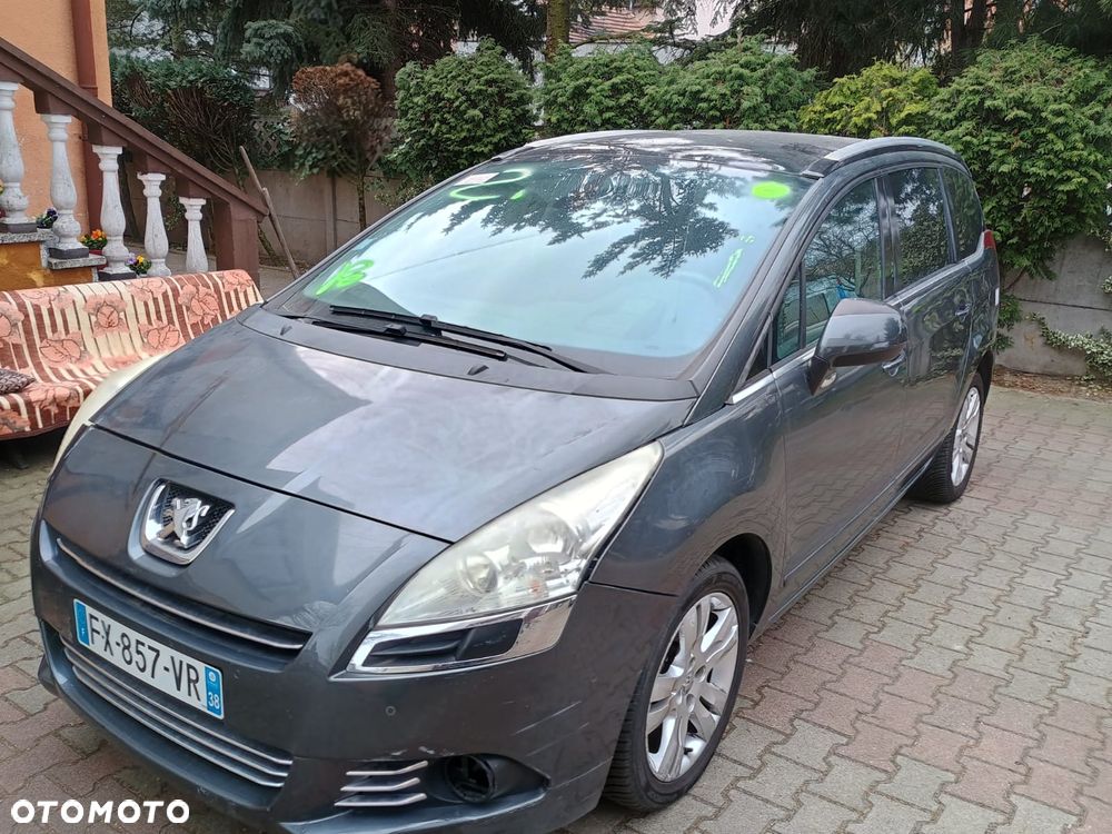 Peugeot 5008 - 1