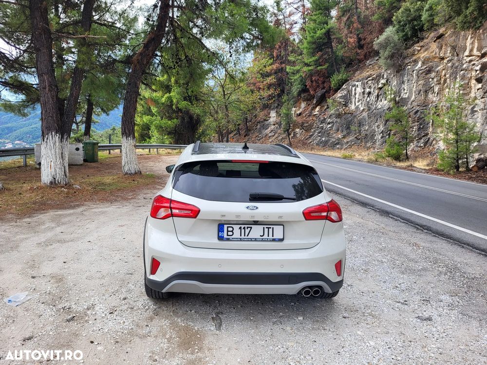 Ford Focus 1.0 EcoBoost Active Business - 4