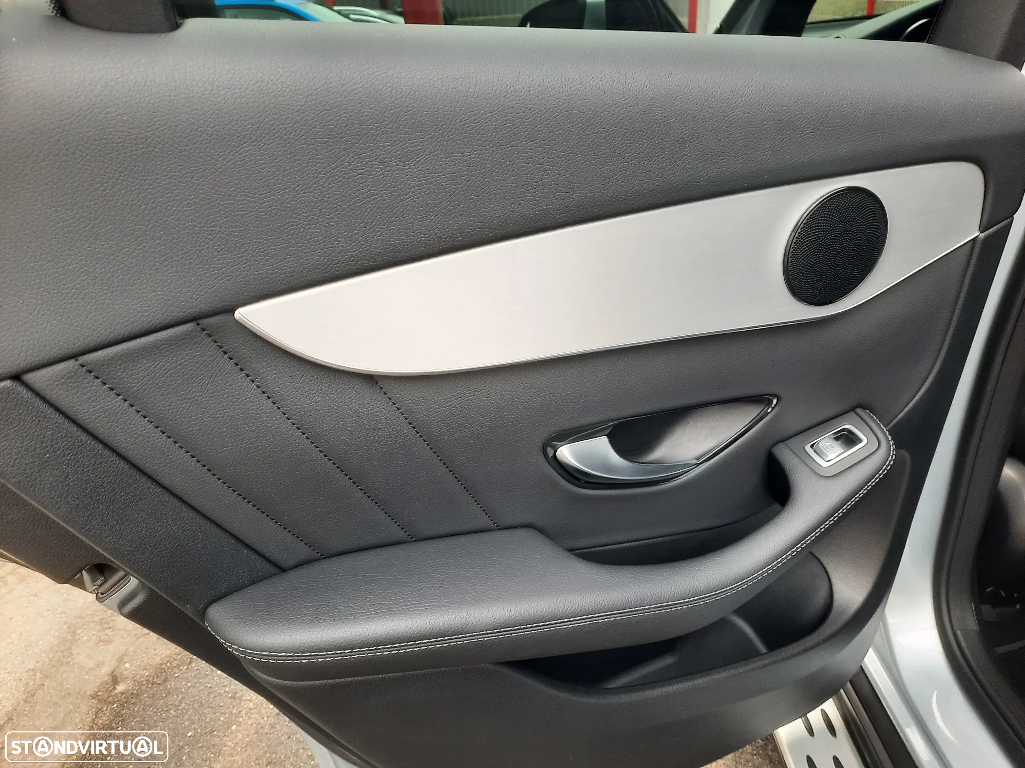 Mercedes-Benz GLC 300 de 4Matic - 41
