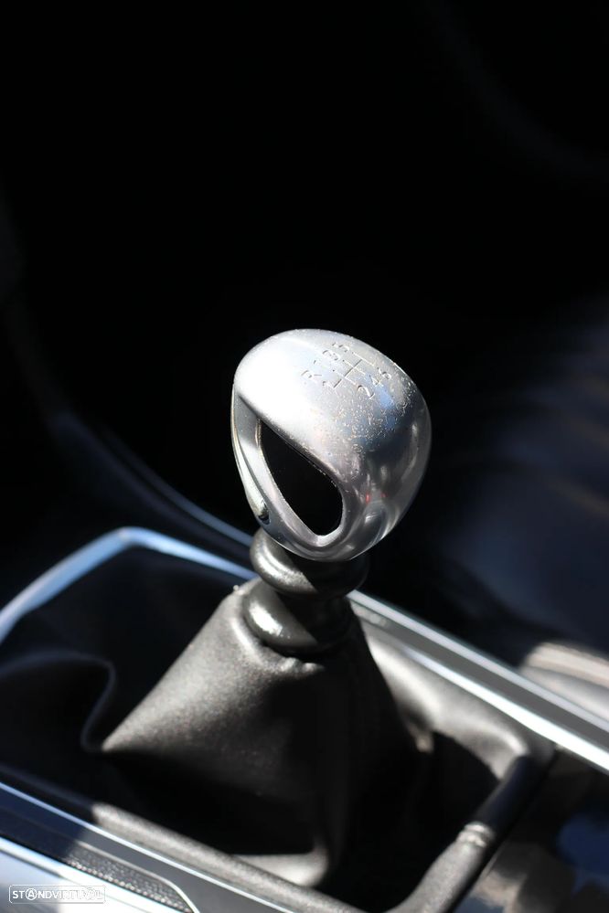 Peugeot 308 SW BlueHDi 120 Stop & Start Allure - 23