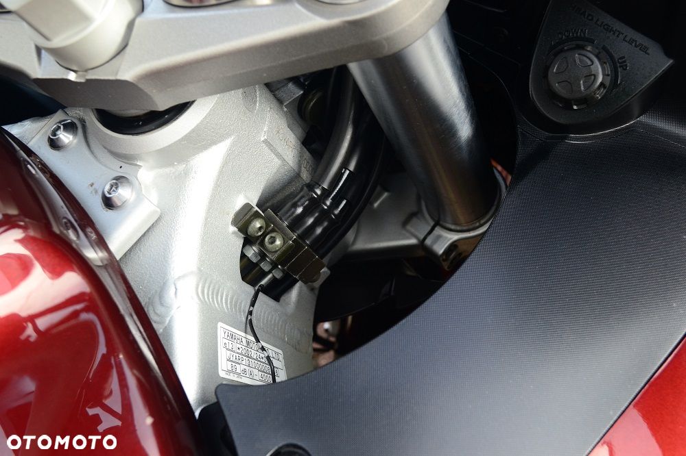 Yamaha FJR - 10