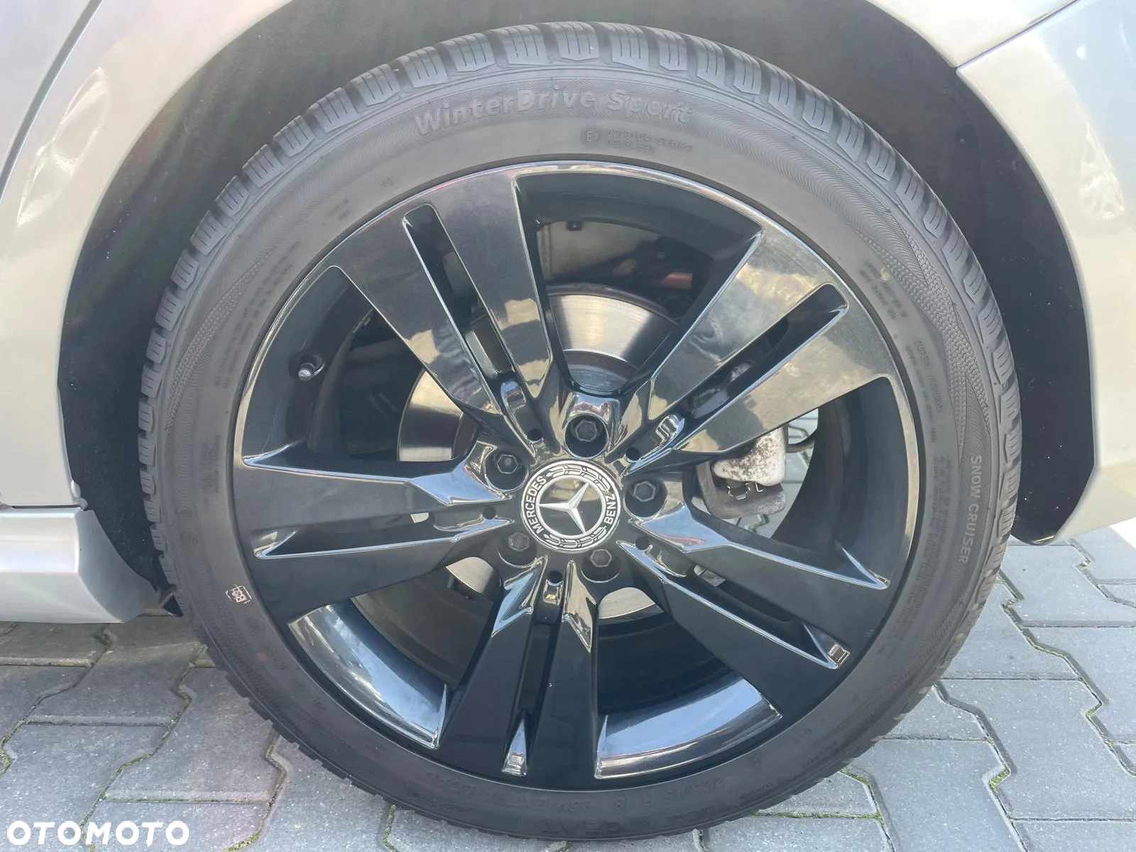 Mercedes-Benz Klasa B 250 4Matic 7G-DCT AMG Line - 25