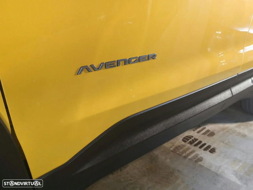 Jeep Avenger 54 kWh Longitude - 10