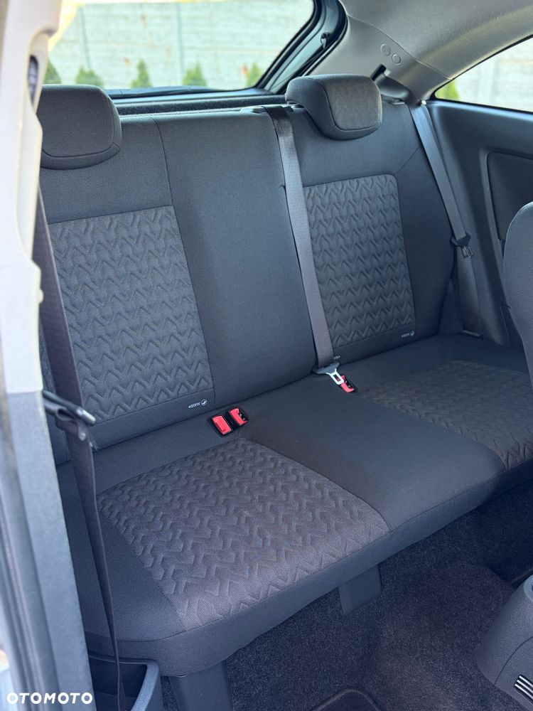 Opel Corsa - 35
