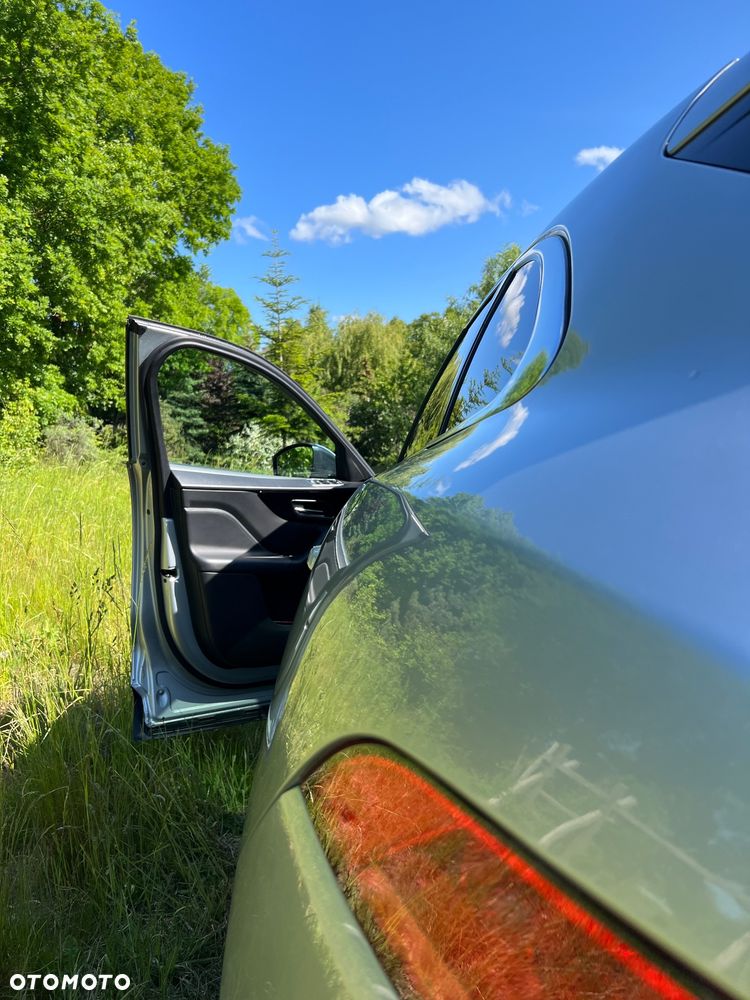 Jaguar F-Pace - 15