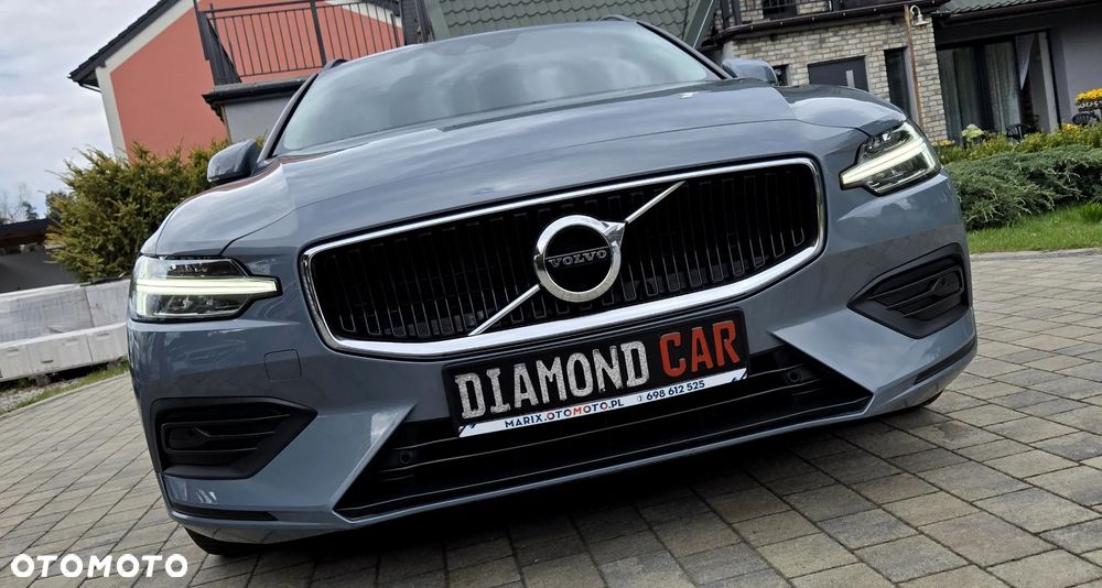 Volvo V60 B3 B DKG Momentum Pro - 6